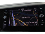 純正ナビ Discover Pro を装備、USB、Bluetoothも対応しております。
