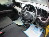 安心の保証内容。未使用車は「3年または6万km」まで、中古車は「1ヶ月または1千km」まで無償保証。延長保証もございますので、詳しくはスタッフまで。