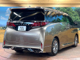 ☆全国のネクステージからお取り寄せが可能※!遠方の店舗に展示してあるクルマが気になる場合も、最寄りの店舗でご覧いただくことが可能です!是非私たちに要望をお聞かせください!※別途費用