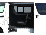 【新車9型/4ナンバー/ガソリン2WD】お買い得なDX★6人乗り★ベッドキット★カスタムコンプリート★**全国ご納車OK**