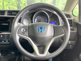【ステアリングスイッチ】運転中、前方から目線をそらすことなく、オーディオ等の操作が可能な便利機能!安心&快適なドライブを演出してくれます♪