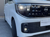 ◆◆◆LEDヘッドライトです。シャープな白光色のLEDランプを採用しました。