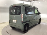 開け閉めしやすく、乗り降りしやすい両側スライドドア!