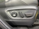 【運転席パワーシート】スイッチ一つで簡単にシートの微調整が可能!電動だから力もいりません!快適なシートポジションにセットして、快適なドライブをお楽しみください。