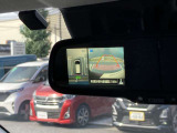 バックミラーにもアラウンドビューモニターの映像が映せます
