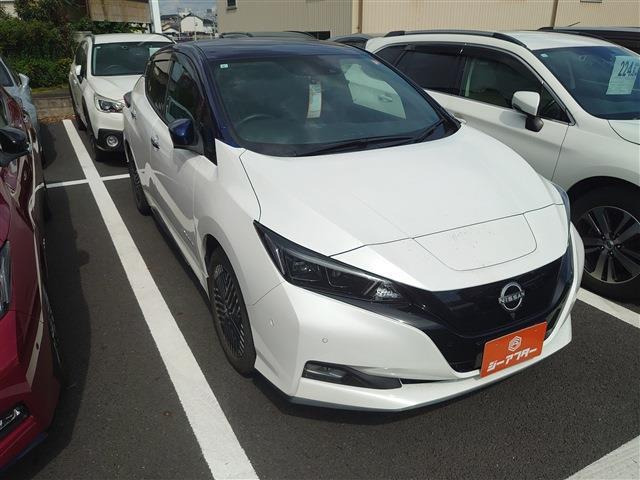 リーフ e+ G 禁煙車 純正9インチナビ フルセグ