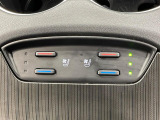【シートヒーター&ベンチレーション】夏場は涼しい風でお尻や背中の熱やムレを防ぎ、冬はエアコンよりも早く温まってポカポカに!季節を問わず快適に過ごせます。