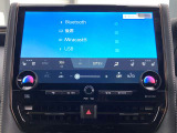 ブルートゥースに接続することにより、スマホに入ったお気に入りの音楽を車内で楽しむことができます♪あると本当に便利な機能になっています!