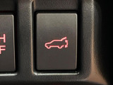 【パワーバックドア】スマートキーや運転席のボタンを押すだけでリアゲートが自動で開閉します!荷物を持っている時や、高い位置にあるバックドアを閉める際に便利な機能です♪