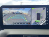 上から見たような画像で車庫入れなどに便利なアラウンドビューモニター