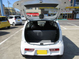 当店は国産全メーカーに対応しており、幅広くメンテナンスも可能な民間車検工場完備しております。
