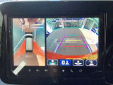 9インチ全方位モニター付きメモリーナビゲーション装備しております。