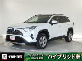 様々なライフスタイルにマッチしたカーライフの可能性を広げるSUV。厳選されたトヨタ認定中古車のRAV4ハイブリッドです。
