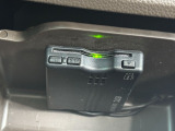 ETC車載器のお写真です。高速道路など、有料道路を通過する際には大変便利な装備ですね♪