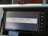 純正ナビを装着。(DVD・フルセグTVの視聴、Bluetoothの接続可能)