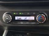 オートエアコンを装備しております!自動で調整してくれますので、車内も快適です☆