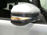 U-Carの販売だけでなく自動車保険、携帯電話の販売も行っております。