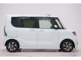 県内13店舗にて常時500台以上ダイハツ車を展示中です。見て、触って、納得のいく一台をぜひ見つけてください。