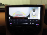バックモニターを装備しています。車庫入れ時等に車両後方が確認出来るのでとても便利です。