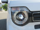 明るいLEDヘッドライトで、夜道も安心して運転して頂けます。