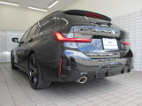 BMW認定中古車は、ドイツ本社と同様の教育・訓練を受けたBMW専門のメカニックが100項目以上のポイントを徹底的にチェックし、整備したうえでご納車させていただきます。