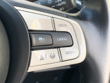 ■アダプティブクルーズコントロール(ACC)■前走車との車間距離を維持しながら、設定した車速内で自動的に加減速の支援を行います。高速道路や長距離運転の際に便利な機能です!