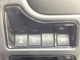 【パワースライドドア】スマートキーや運転席のスイッチでスライドドアの開閉が可能♪電動だから力を入れてドアを開ける必要が無く、小さいお子様でも、重い荷物を持っている時もラクに開け閉めできます♪