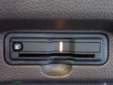 ■【ETC車載器】が装備されています。セットアップをしてお渡しとなり、ETCカードを差し込むだけで高速道路の利用が可能です。