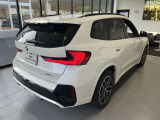 【ご納車後について】遠方のお客様はお住まいのエリアのBMWサービス工場にてメンテナンスを受けて頂けます。現地BMWへのお取次ぎなどもさせて頂きますのでご安心下さい。