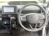 運転席まわりです!