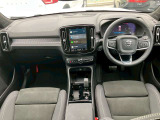 XC40 アルティメット B4 AWD ダークエディション 4WD 