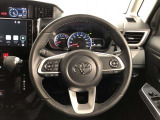 ハンドルは車を運転する上で、ずっと握っている重要なパーツです。手にフィットする物がいいですよね♪