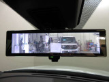 スマートルームミラー付きで後部座席に乗車してても後方がしっかり見れます