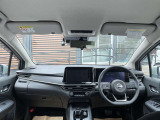 運転席周りの視界もよくハンドルも軽い取り回しなのですごく運転がしやすい車です。