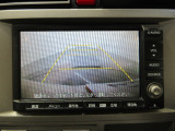 リヤカメラを装備しています。駐車時や後退時に後方確認ができて便利です。