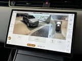 【3Dサラウンドカメラ(360&deg;カメラ)】全方位の死角となる部分や発進時・駐車時・細い路地からの運転などカメラを通してモニターで確認することが可能です。