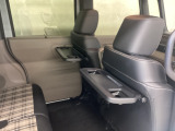 当店はサービス工場を併設する店舗です!納車前の整備は当然ながら納車後のメンテナンスも全てお任せ下さい!きっと満足のいくサービスをご提供いたします♪