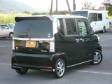 外装も丁寧に磨いております。是非1度実車をご覧ください!