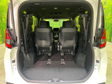 普段のお買い物や通勤、送迎等に十分な荷室スペースを確保しております。セカンドシートを倒すと、大きな荷物の積載も可能です♪