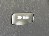 【アクセサリーコンセント】キャンプやスポーツ、アウトドアでのアクティビティはもちろん、災害・停電の際に助けにもなるAC100Vコンセントを装備♪ケータイやタブレット、ゲーム機器の充電にも♪