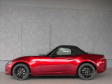 神戸マツダ神戸西インター店は、通常ディーラー+&alpha;の次世代型店舗としてROADSTER EXPERIENCE SPACEの冠を掲げ、「いつでも・誰でも・気軽に会いに行ける」ロードスターUカー専門店。