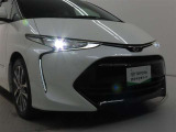 高輝度で点灯速度が速く、しかも消費電力の少ないLEDヘッドライトが装備されています!LEDの明るい光が走行中の視界の確保をサポートして、夜のドライブがより楽しく安全に運転できます♪