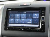 ナビゲーションは純正メモリーナビ(VXM-234VFi)を装着しております。AM、FM、CD、DVD再生、Bluetooth、音楽録音再生、フルセグTVがご使用いただけます。
