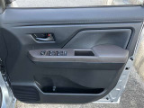 各種スイッチです