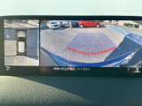 狭い場所での駐車やすれ違いなどでより的確な運転操作に役立つ360&deg;ビューモニターが装備されています。