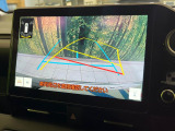 【バックカメラ】駐車時に後方がリアルタイム映像で確認できます。大型商業施設や立体駐車場での駐車時や、夜間のバック時に大活躍!運転スキルに関わらず、今や必須となった装備のひとつです!