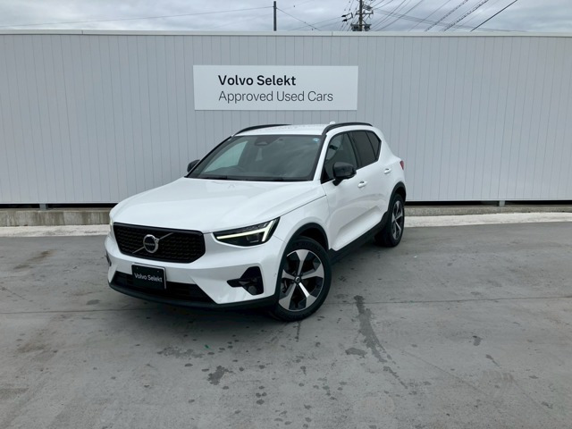 XC40 アルティメット B4 AWD ダークエディション 4WD