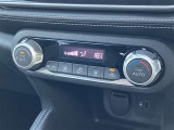 オートエアコン★温度を設定すれば車内を快適に保ってくれます♪
