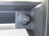 12V電源ソケットを設置しております。周辺機器の充電にご利用頂けます。