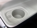 ホットドリンクをちょうど良い温度でキープしてくれる保温機能付きのホッとカップホルダー